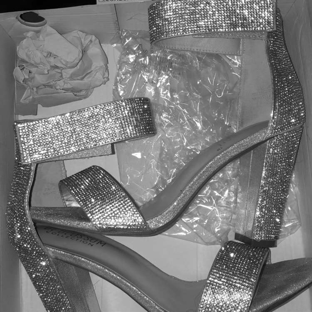 De blossom heels